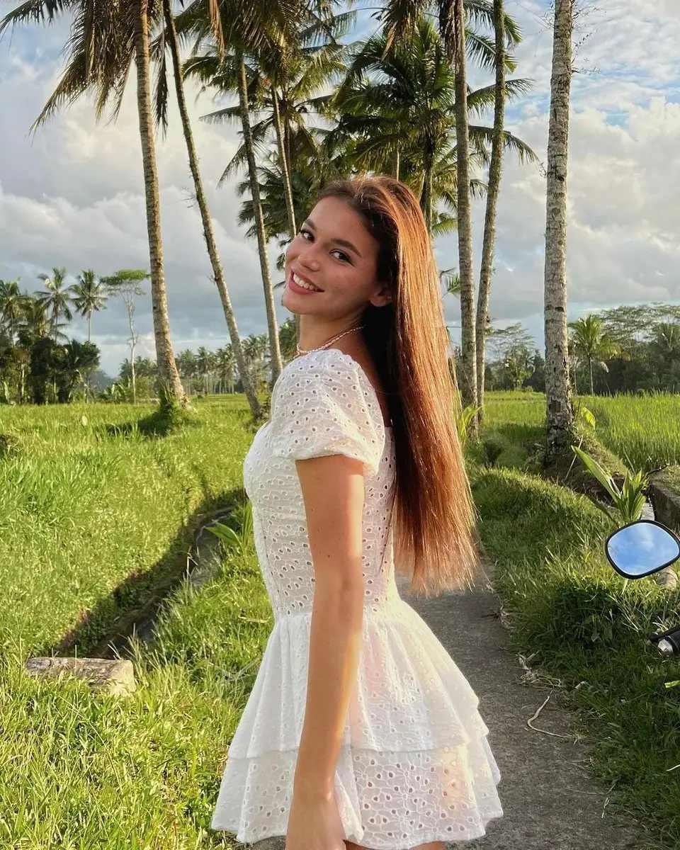 Annabelle escort in Dubai