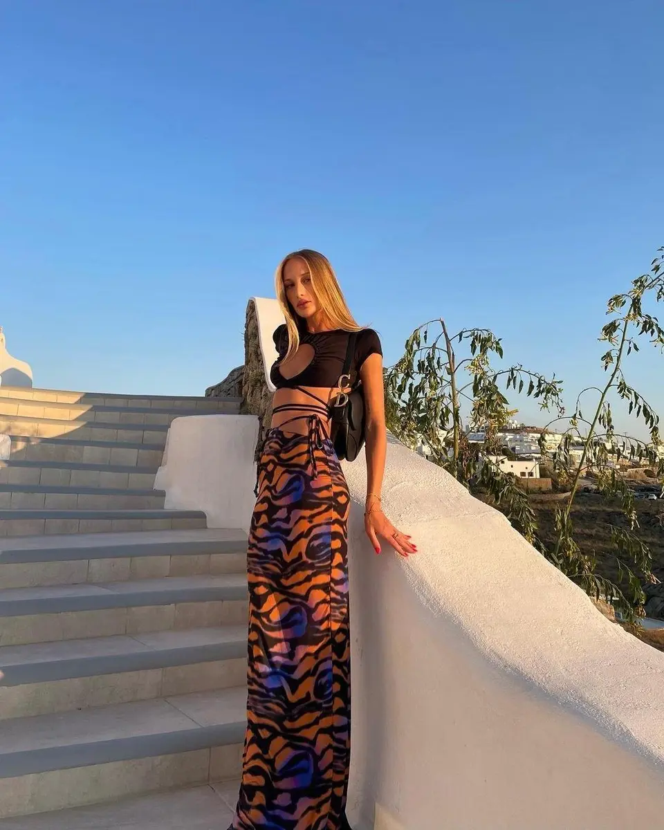 April escort in Dubai