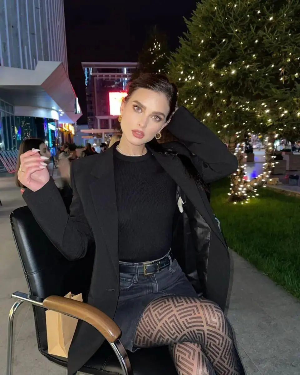Belle escort in Dubai