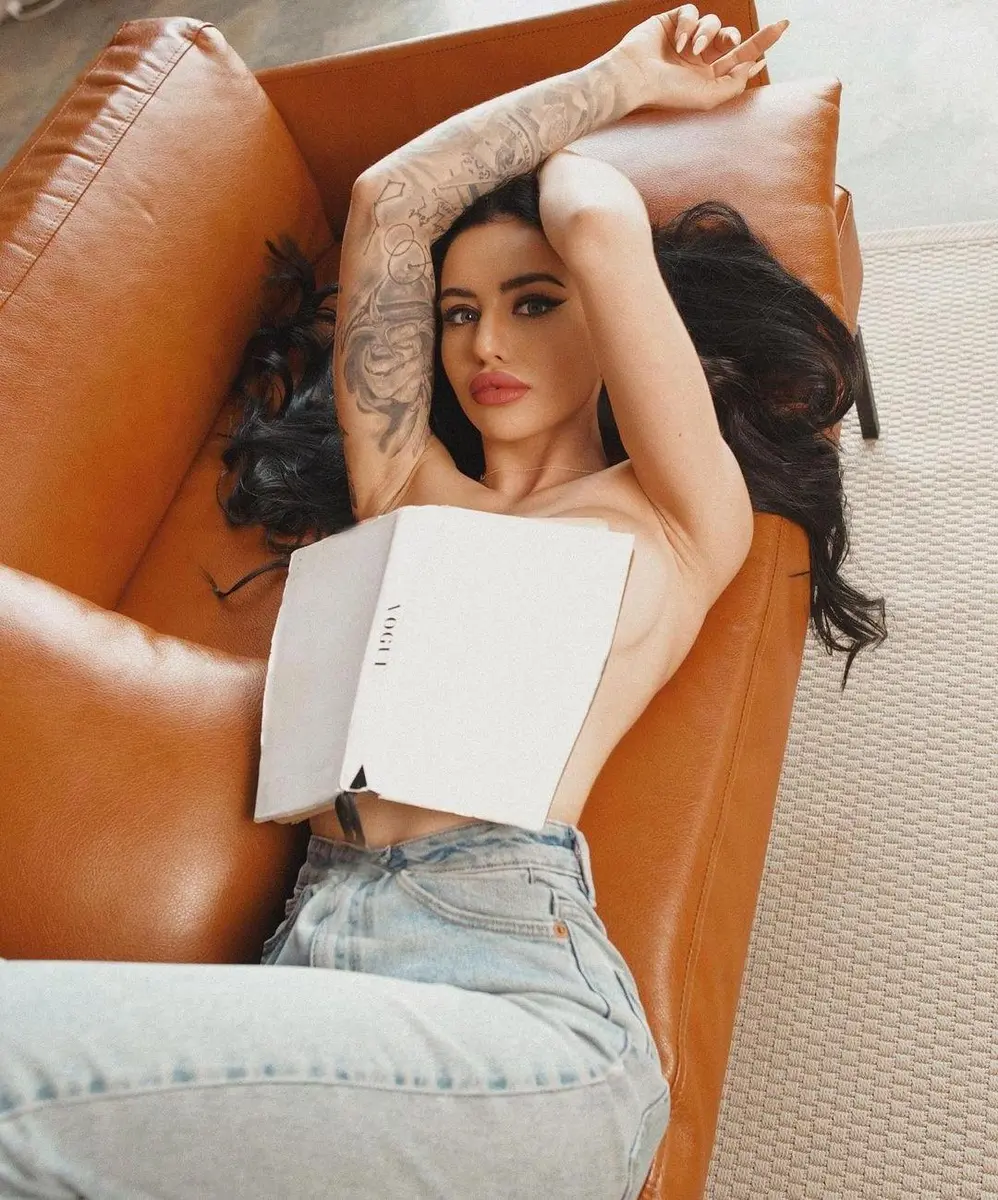 Camila escort in Dubai