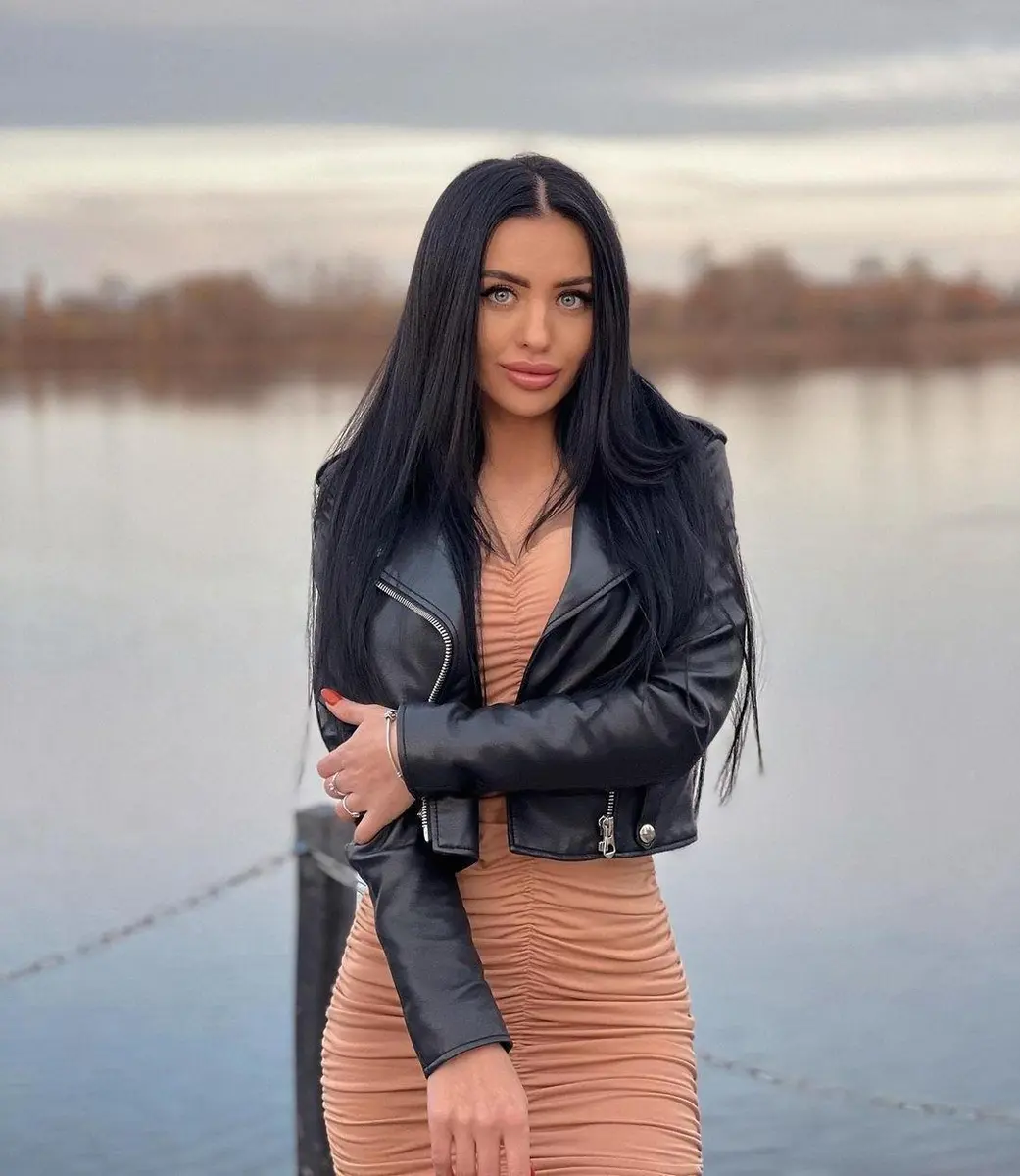 Camila escort in Dubai