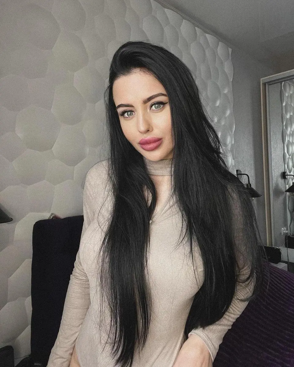 Camila escort in Dubai