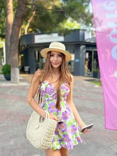 Courtney escort in Dubai