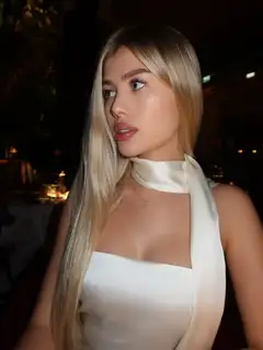Felicity escort in Dubai
