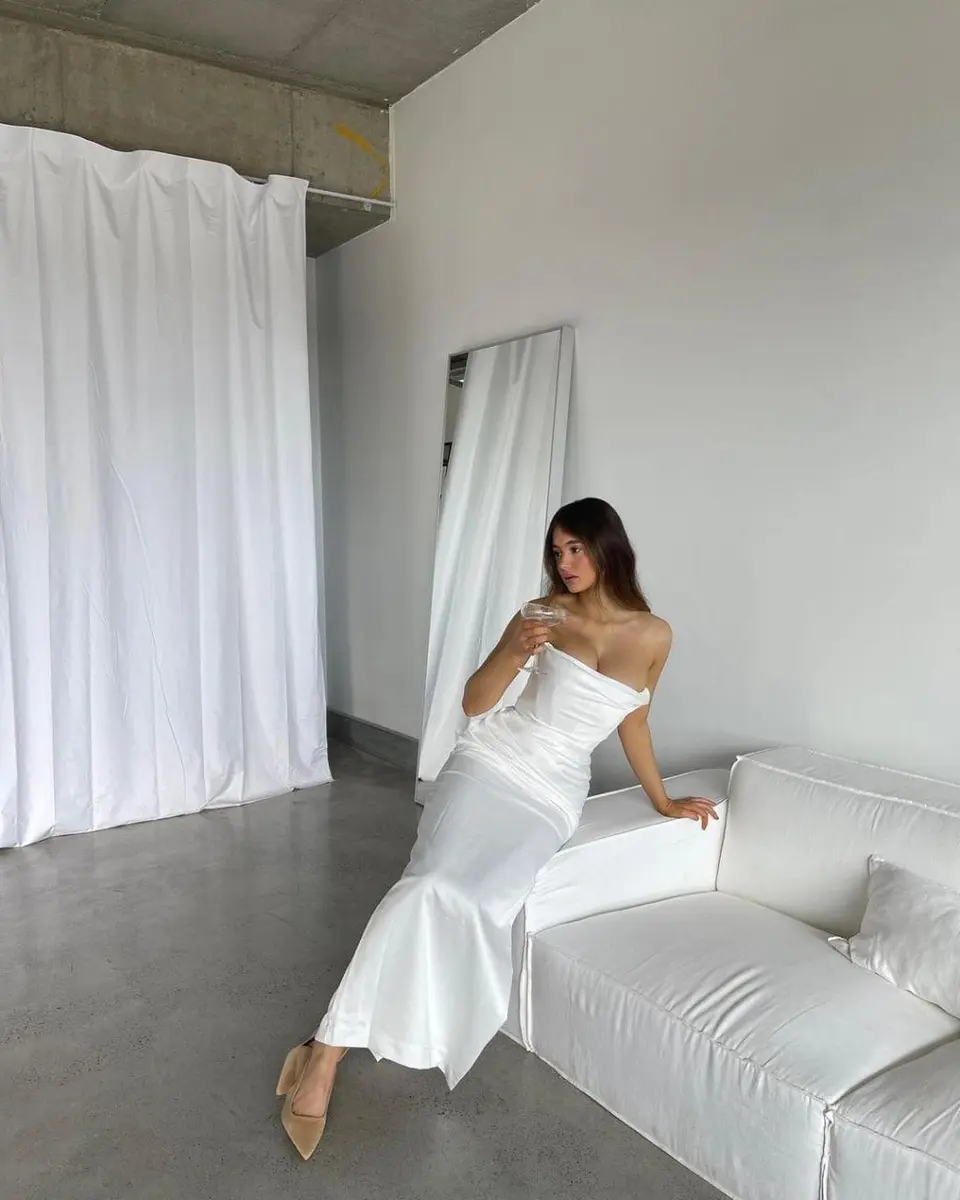 Holly escort in Dubai