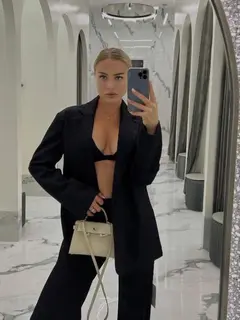 Kara escort in Dubai