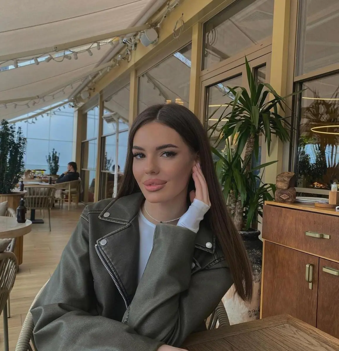 Lacey escort in Dubai