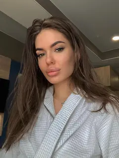 Lacey escort in Dubai