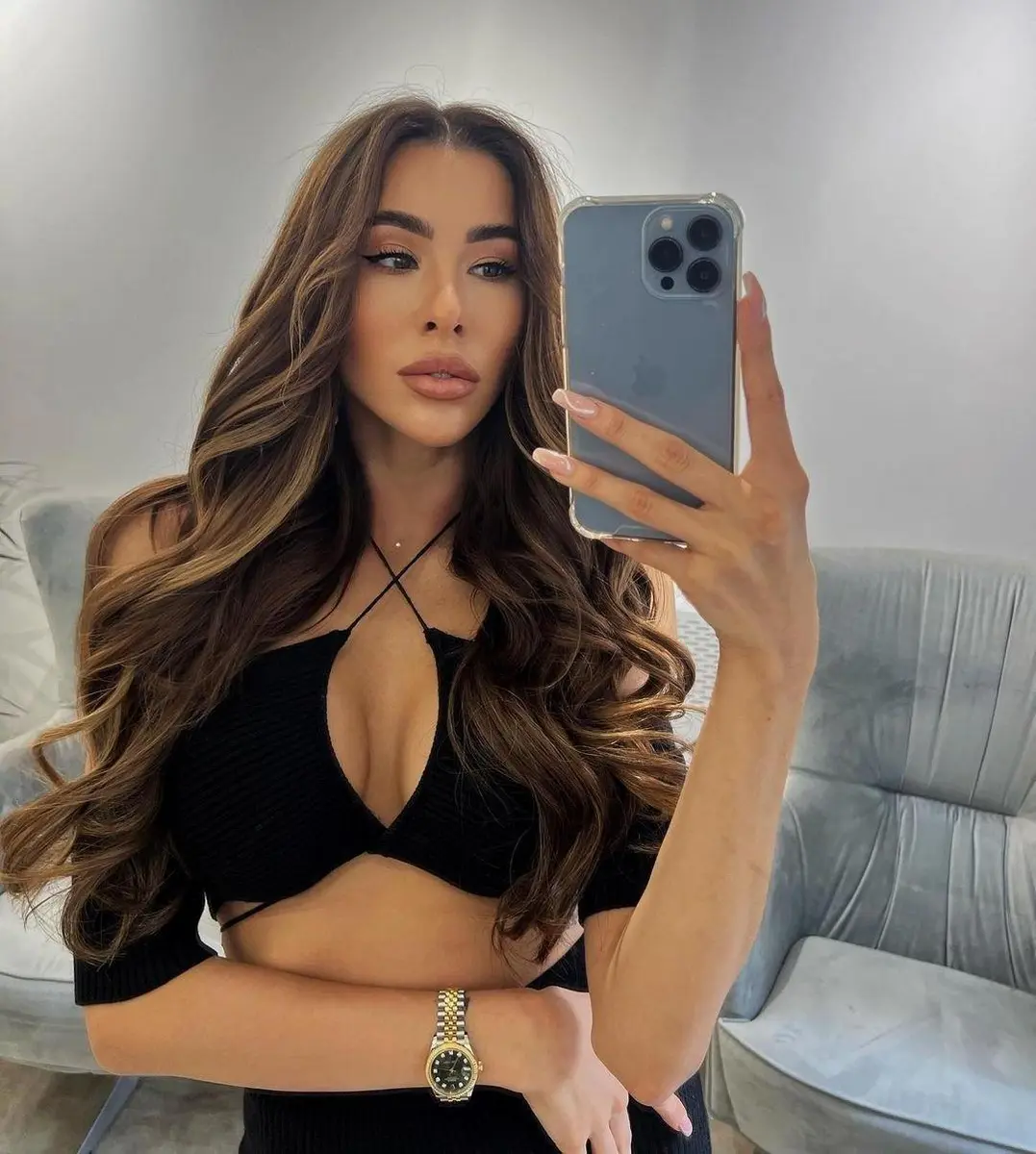 Maria escort in Dubai