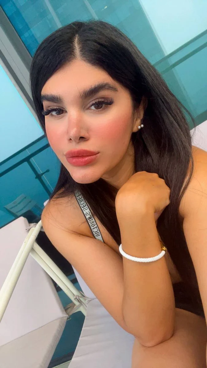Noshika escort in Dubai