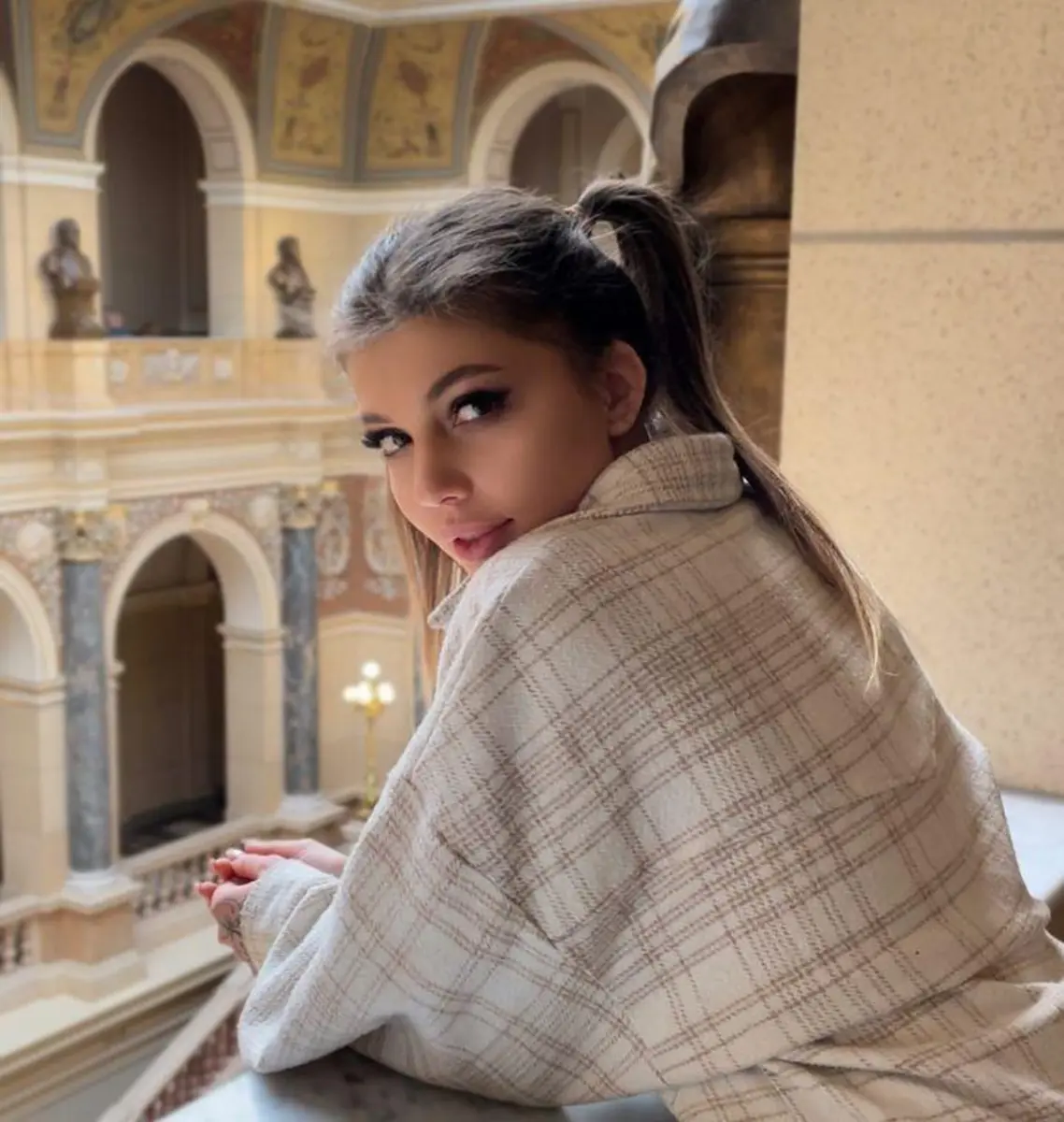 Paloma escort in Dubai