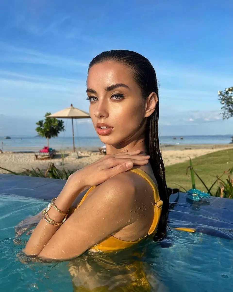 Sierra escort in Dubai