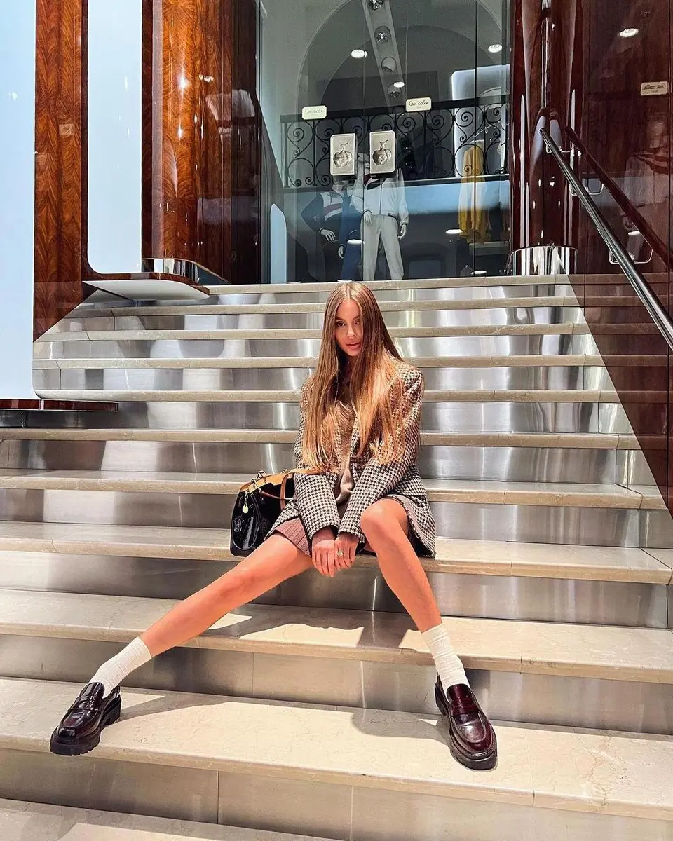 Waverly escort in Dubai