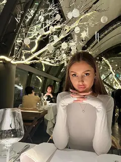 Waverly escort in Dubai